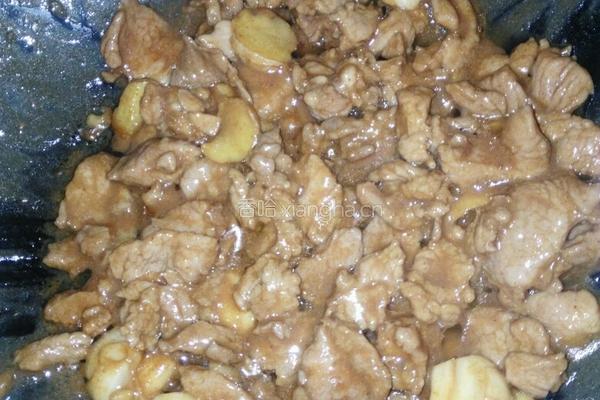 杏鲍菇青椒肉片的做法图解5