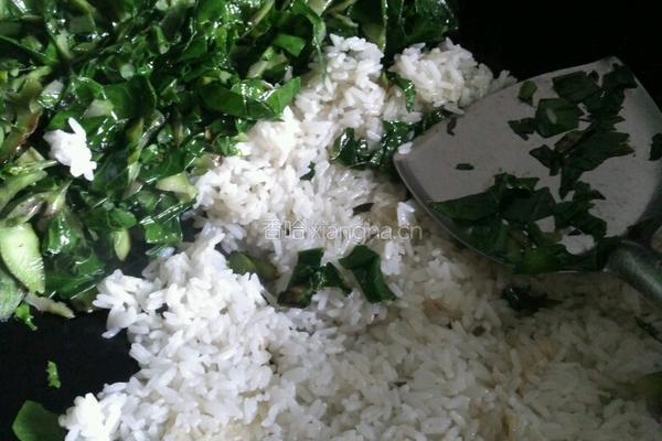 芥蓝火腿炒饭的做法图解9
