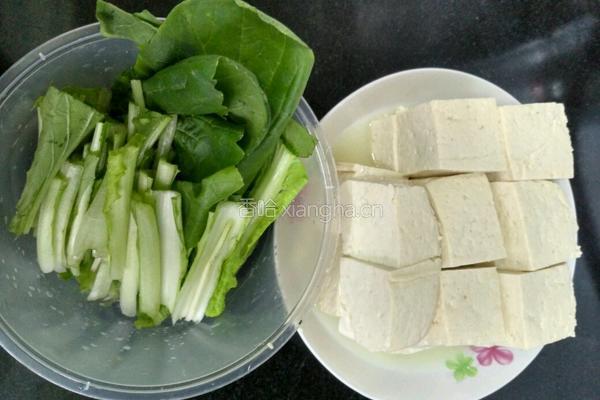 青菜豆腐靓汤的做法图解4
