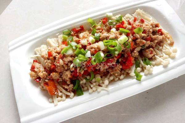 剁椒炒肉金针菇的做法图解8