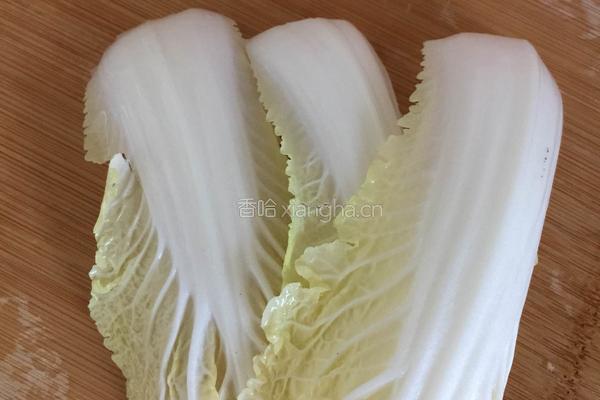 酸辣白菜的做法图解2