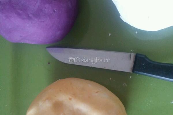 桂花杏仁三色芋圆的做法图解2