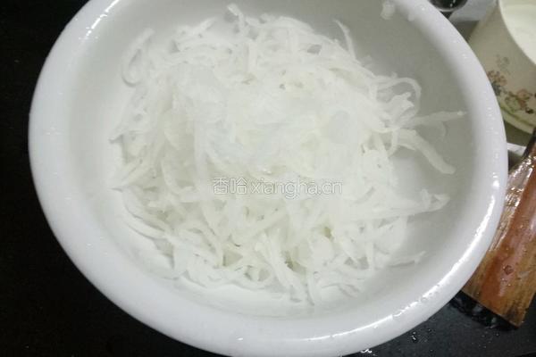 香菜炒白萝卜丝的做法图解7