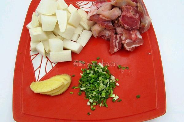 白萝卜羊肉汤的做法图解1