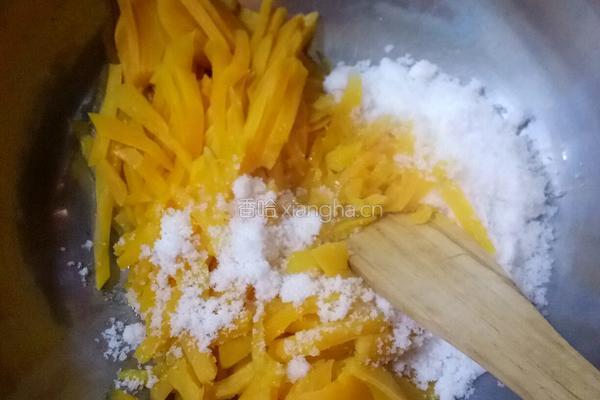 香甜地瓜芝麻饼的做法图解4