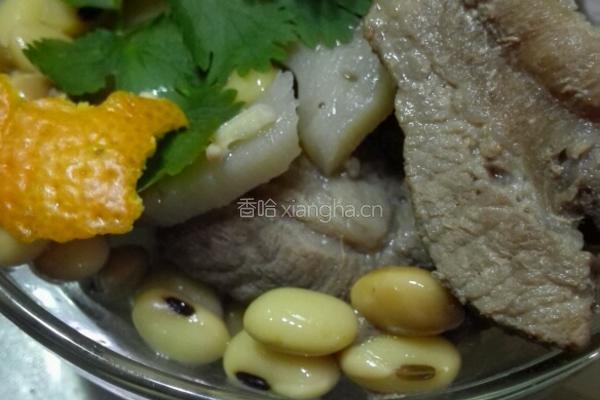 莲藕排骨汤
