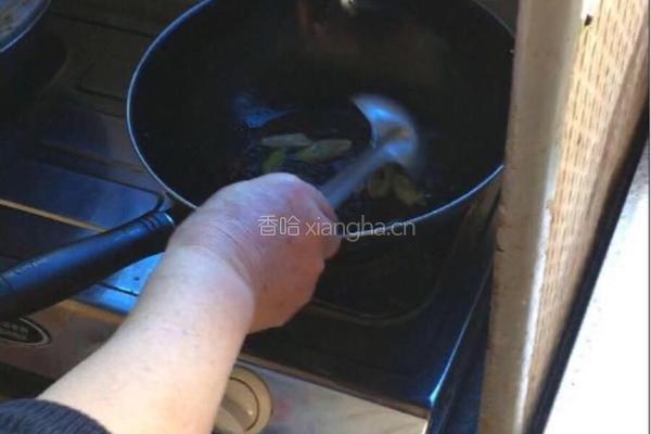 芸豆炖肉的做法图解2