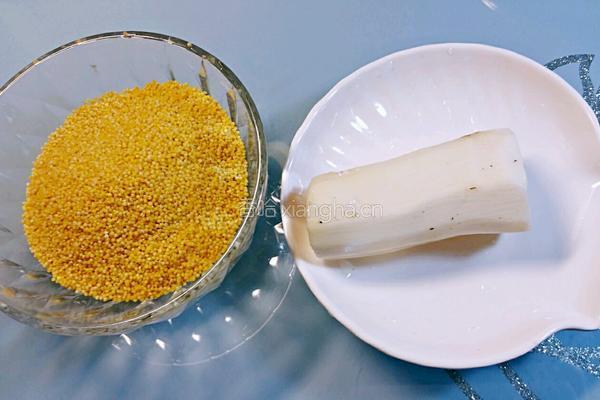 小米山药粥的做法图解2