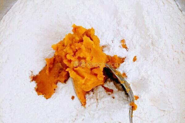 卡通豆沙包的做法图解2