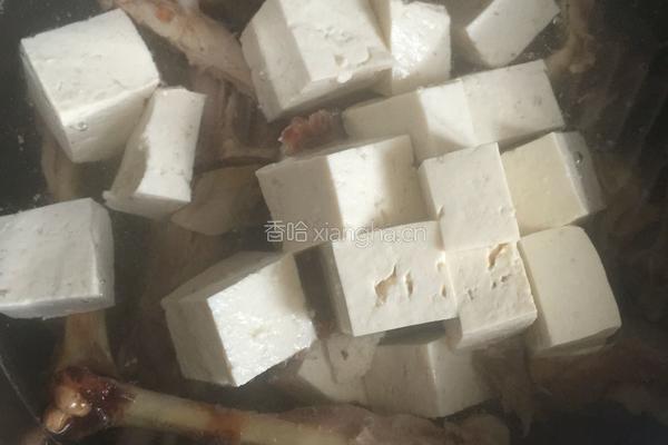 鸭架豆腐汤的做法图解2