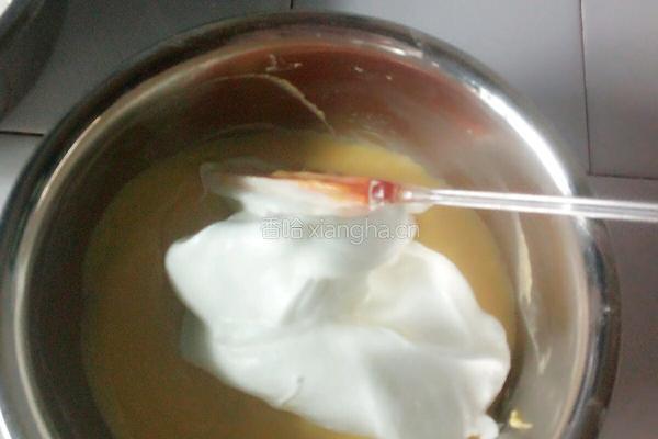 橙味足球蛋糕的做法图解5