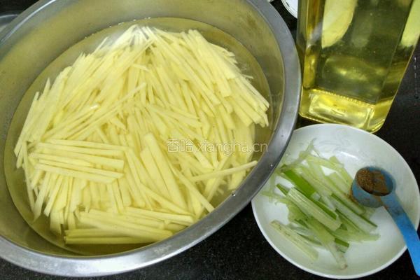 炒土豆丝的做法图解2