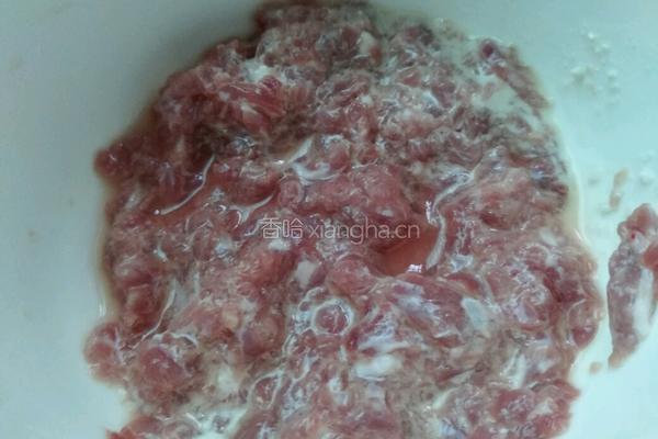 牛肉豆腐羹的做法图解1