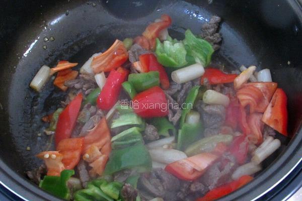 泡藕带爆炒牛肉的做法图解5