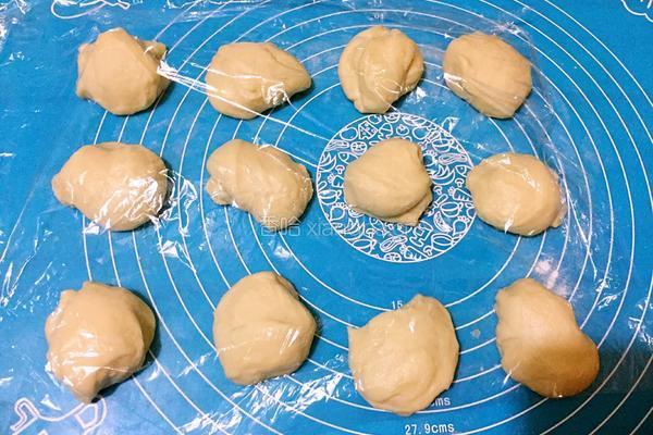毛毛虫面包的做法图解9