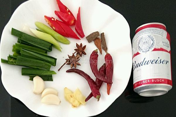 土豆啤酒鸭的做法图解2
