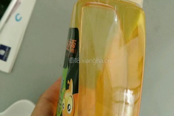 蜂蜜百香果汁的做法图解3