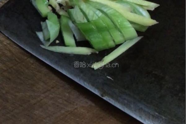 家常炒辣子鸡的做法图解2