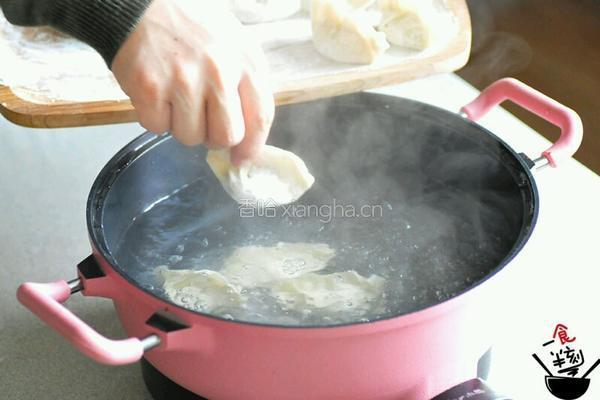 酸汤水饺的做法图解9