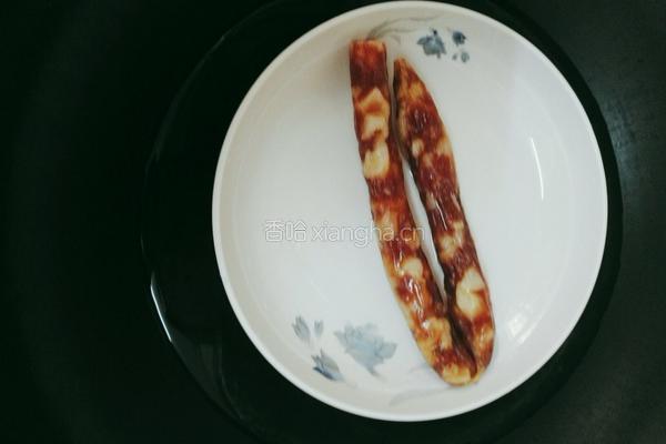 港式腊肠炒大白菜的做法图解1