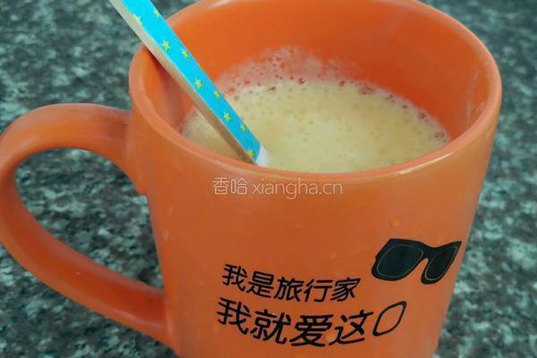 鲜榨菠萝汁的做法图解4