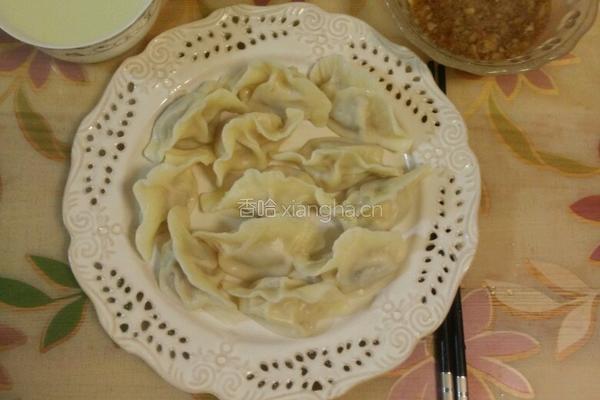 白菜虾仁饺子的做法图解8