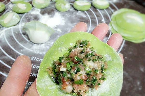白菜饺子的做法图解11