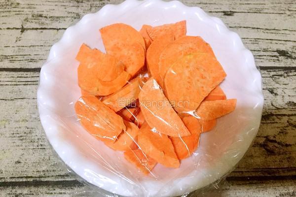 红薯椰蓉饼的做法图解1