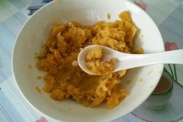 椰香番薯糯米球的做法图解3
