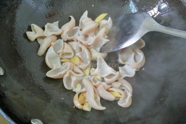 溜肥肠（老家吃法）的做法图解3