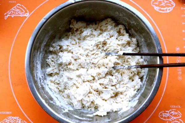 韭菜鲜肉馅饺子的做法图解1