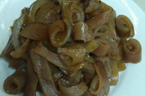 麻辣蒜香猪皮的做法图解1