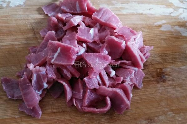 小白菜炒牛肉的做法图解2