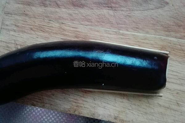 糖醋灯笼茄盒的做法图解3