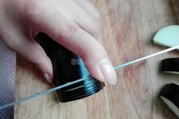 糖醋灯笼茄盒的做法图解4