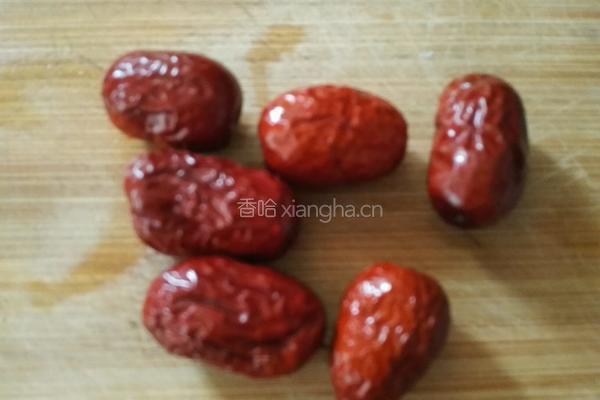 红枣小米南瓜粥的做法图解3