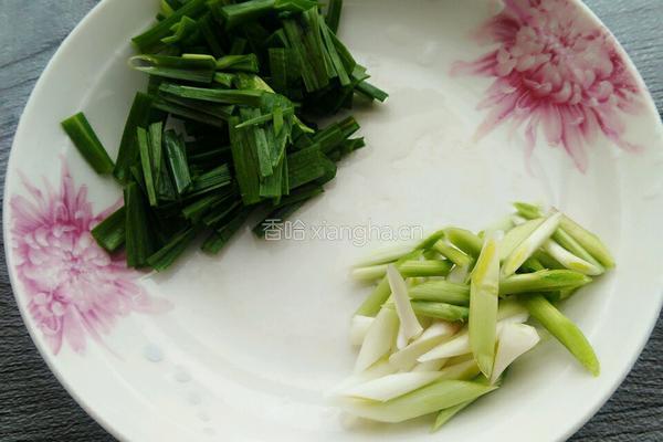 蒜香鱼干的做法图解3