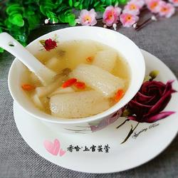 竹荪杂菌炖鸡汤的做法[图]