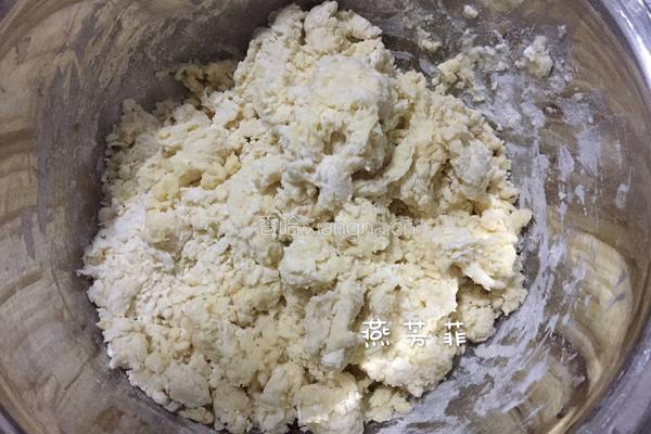 椰蓉面包的做法图解4