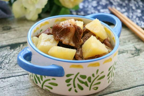 土豆炖牛腩的做法图解8
