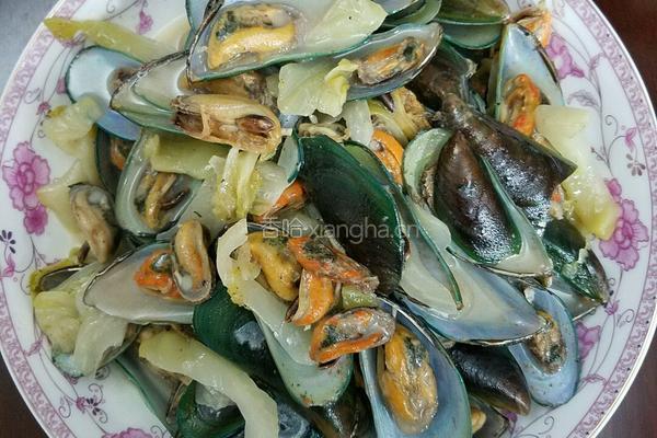 咸菜炒青口(淡菜)的做法图解5
