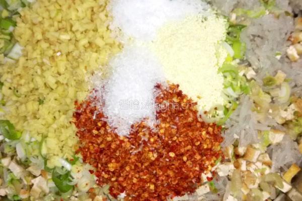 白菜豆腐粉条包的做法图解2