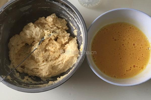 奶香玉米饼的做法图解3