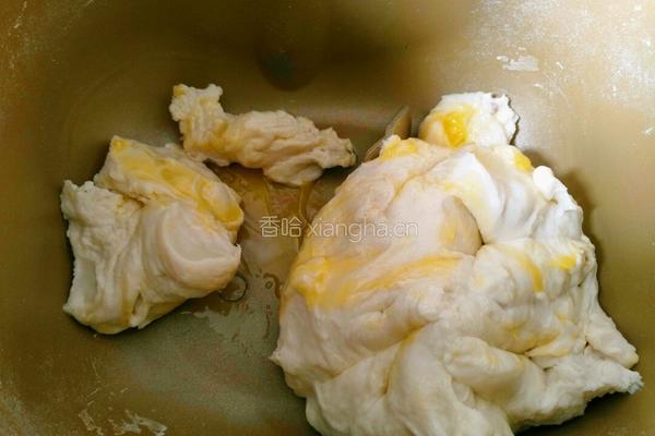 豆沙面包圈的做法图解2