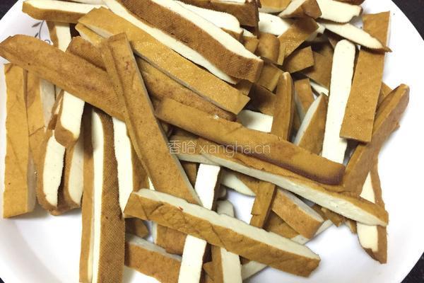 芹菜炒香干的做法图解3