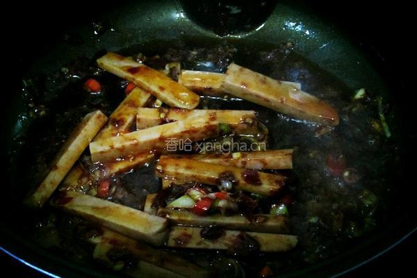豆瓣茄子火腿的做法图解5