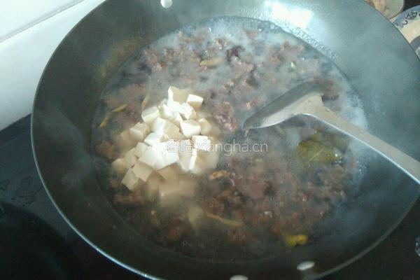 豆腐牛肉汤的做法图解12