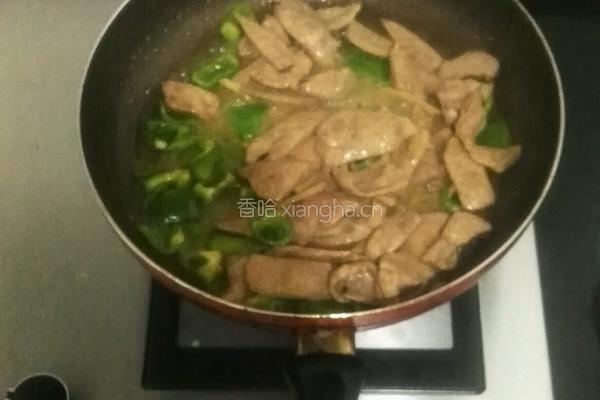 青椒炒猪肝的做法图解9