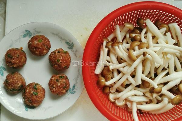 灵芝菇肉丸汤的做法图解5
