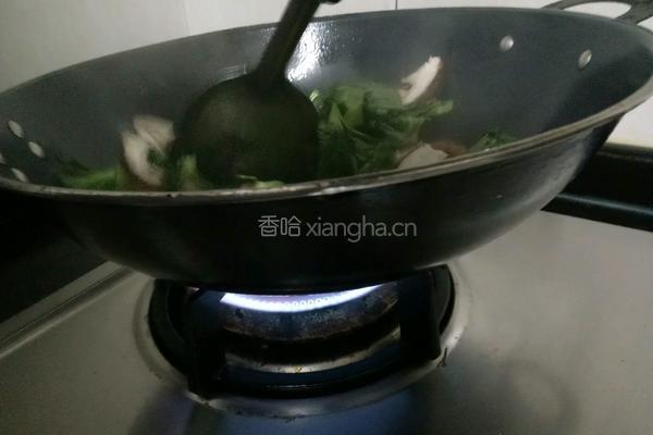 青菜炒蘑菇的做法图解7